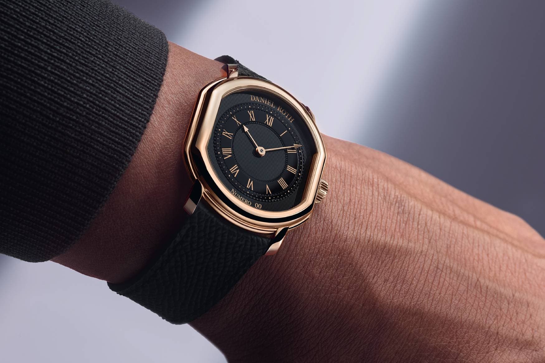 Daniel Roth Extra Plat Rose Gold With Gilt Dial, press photo 14