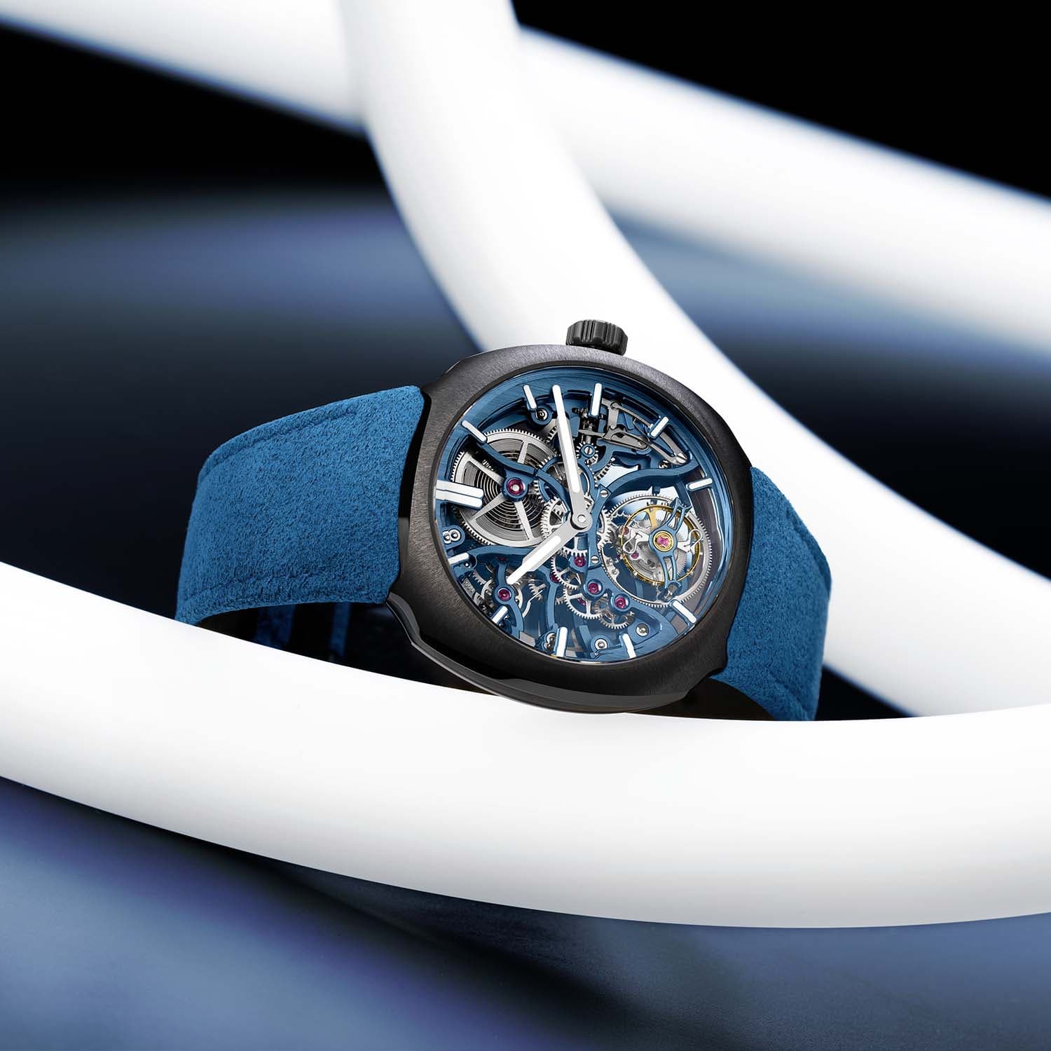 Streamliner Cylindrical Tourbillon Skeleton Alpine Limited Edition, press photo 10