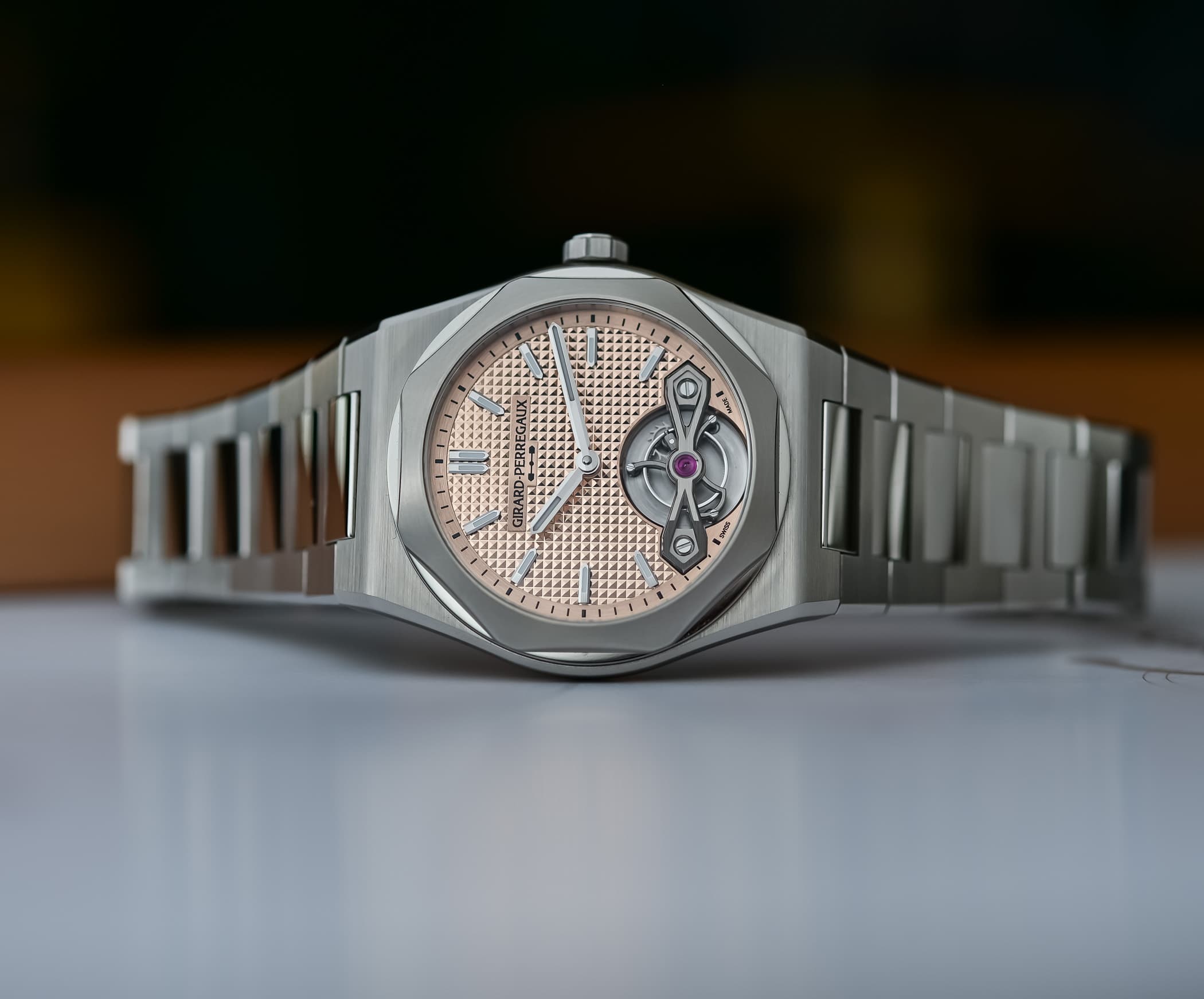 Girard-Perregaux Laureato Fifty Tourbillon Micro-Rotor 39mm, press photo 2