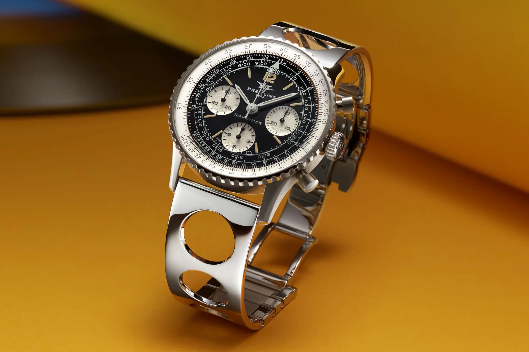 Breitling Navitimer B09 Chronograph 41 Miles Davis Box Set, press photo 2